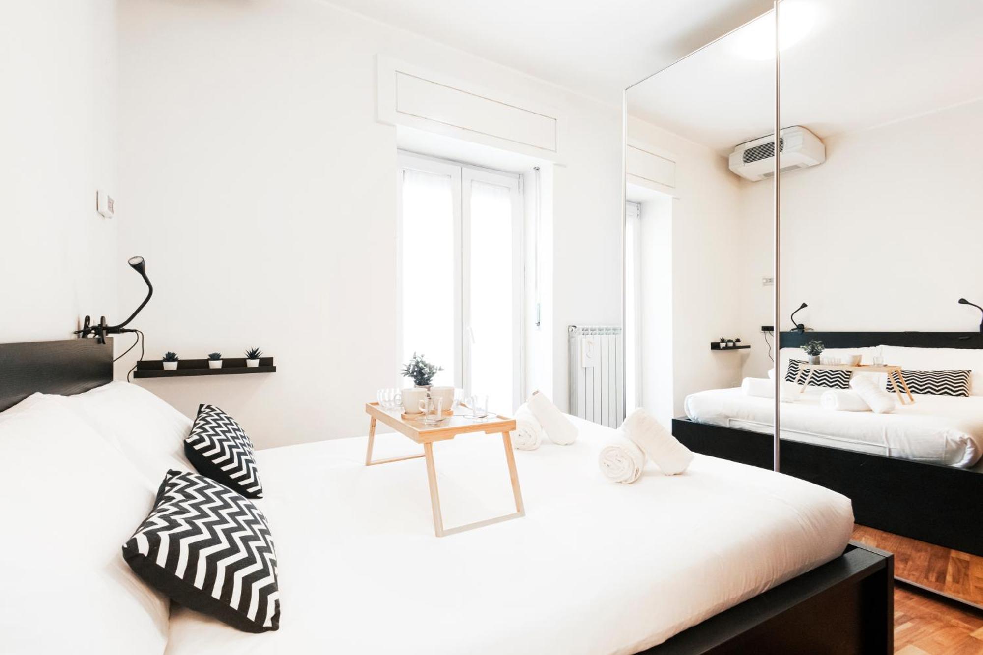 Easylife - Pearl With Balcony On Ticinese District Appartamento